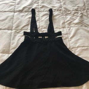 Sparkle & fade suspender skirt